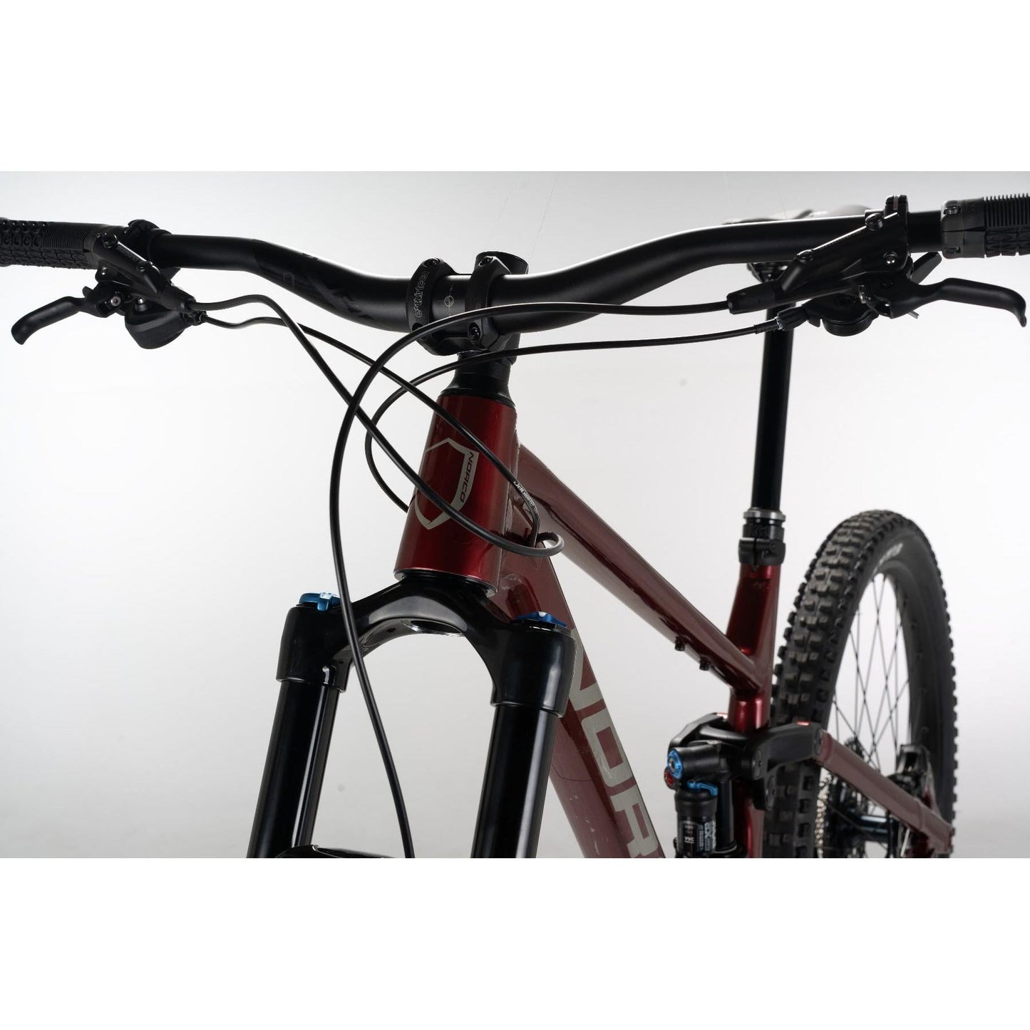 Norco Sight A2 29 Mountain Bike Red/Silver