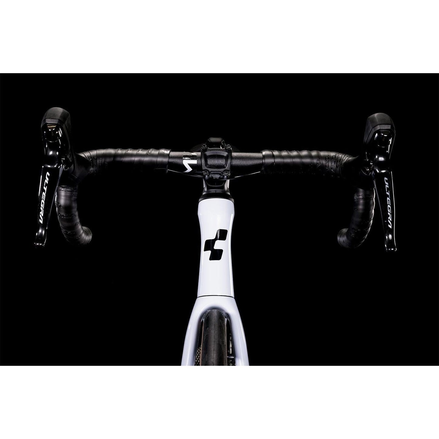 Cube Agree C:62 Road Bike Flash White 'n' Carbon