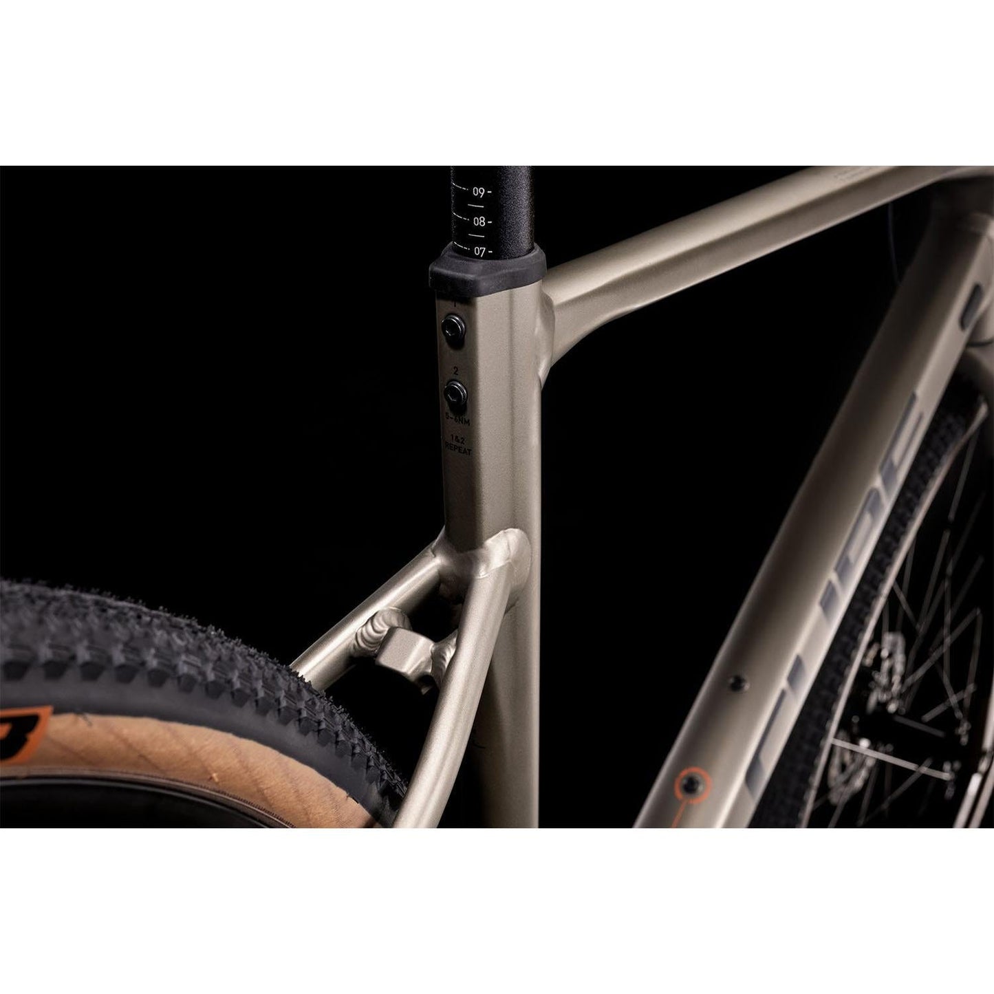 Cube Nuroad EX Gravel Bike Flashstone 'n' Orange