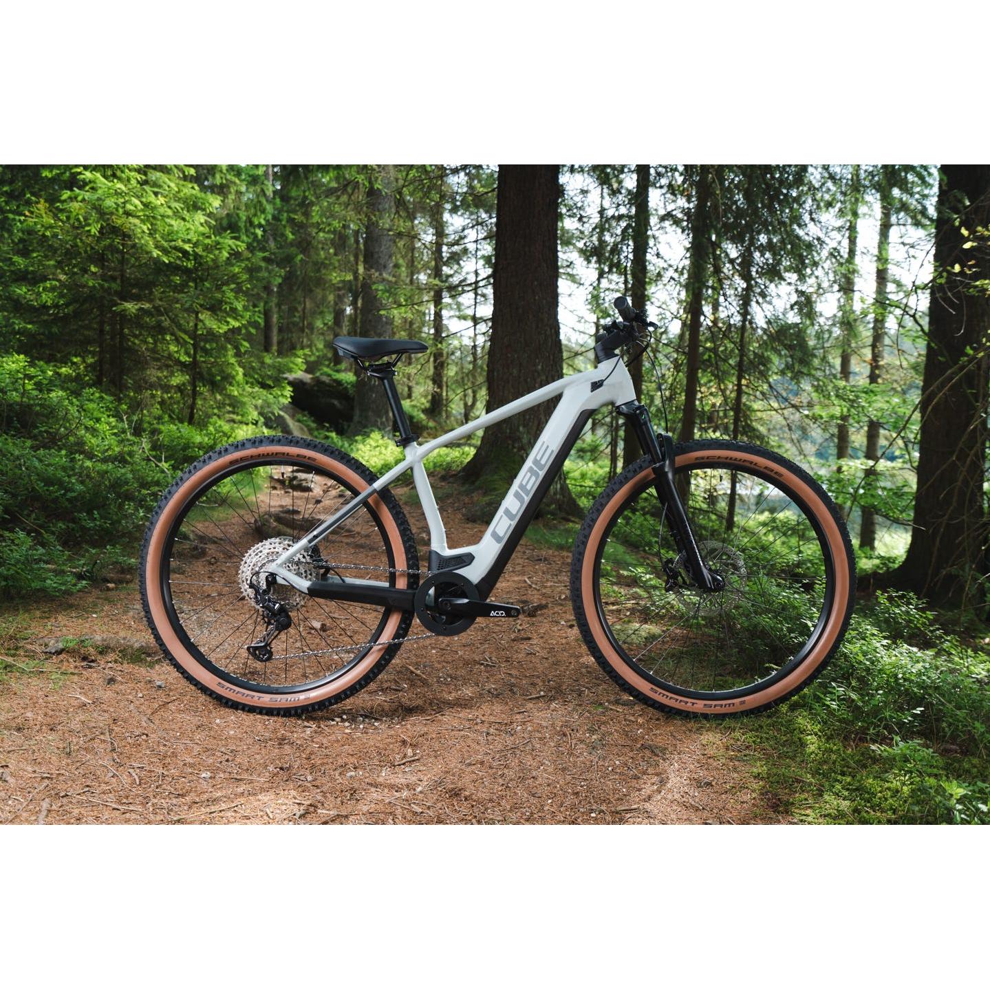 Cube Reaction Hybrid Race 625 Electric Hardtail Mountain Bike Lunar Grey