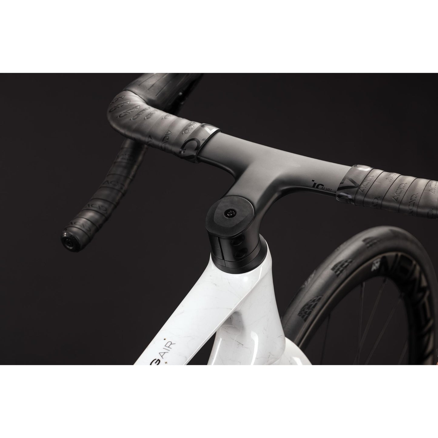 Cube Litening AIR C:68X Pro Road Bike Chalky Fibre'n'Gold