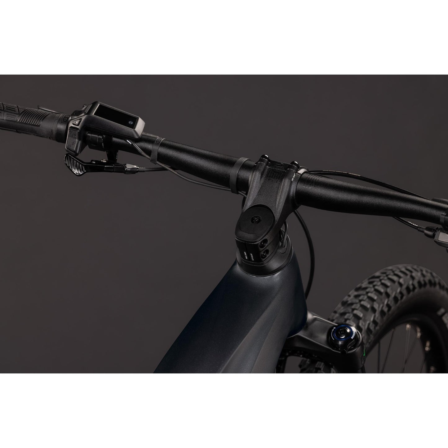 Cube Reaction Hybrid Pro 800 Electric Hardtail Mountain Bike Silver Dust'n'Prism